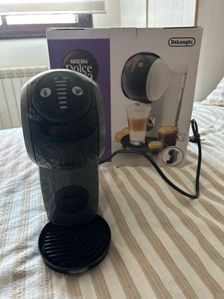 Macchina da caffè Nescafé Dolce Gusto DeLonghi