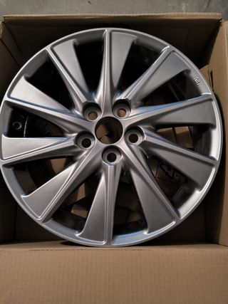 Llantas 16 Toyota Yaris Originales Nuevas (Juego 4