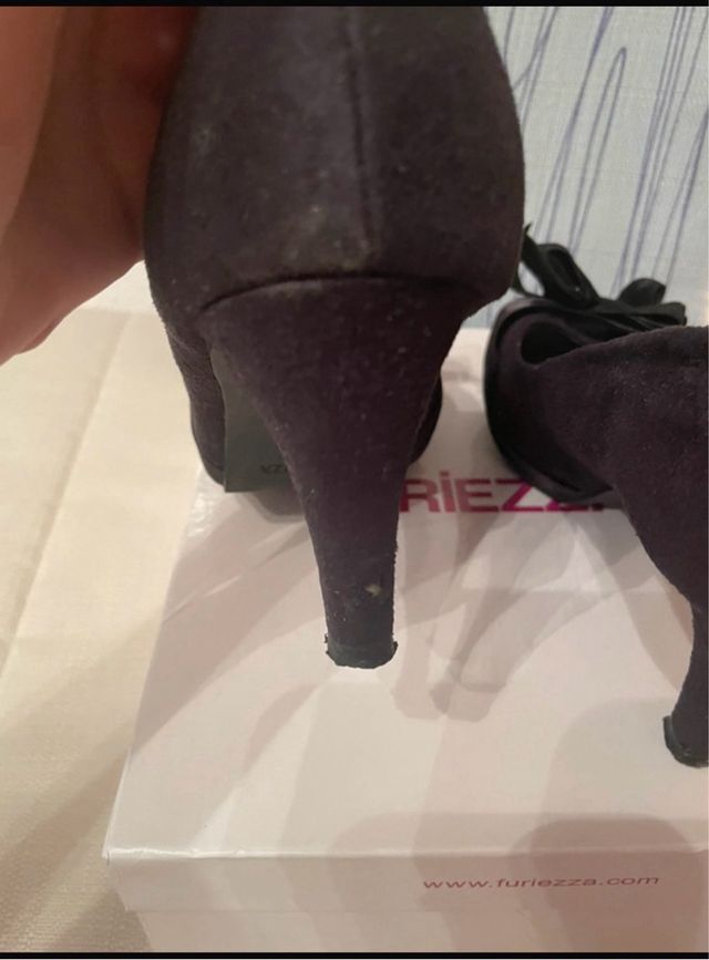 Zapatos salón ante Furiezza negros