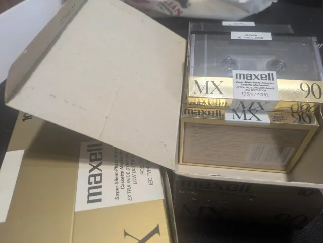 Caja 10 Cintas Cassette Maxell MX 90