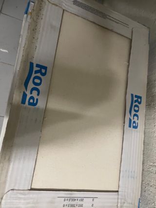 Lote de baldosas Roca para baño y dormitorio