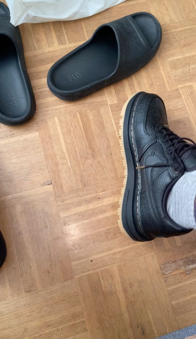 2x Air Force 1. Talla 40 Marrón y Blanco.