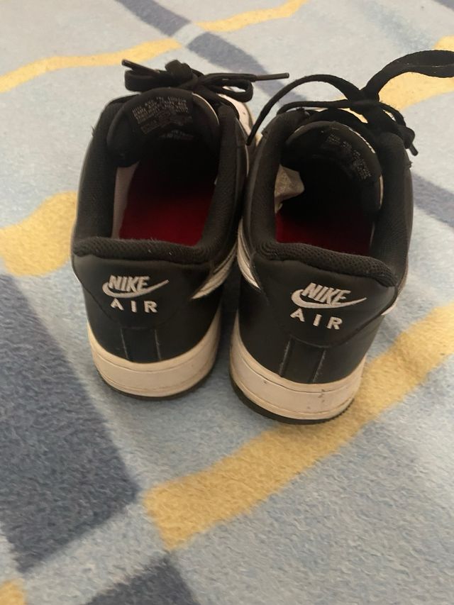 Nike Air Force 1 Blancas y Negras Talla 41,5