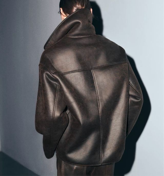 Cazadora de piel con cuello de borreguito