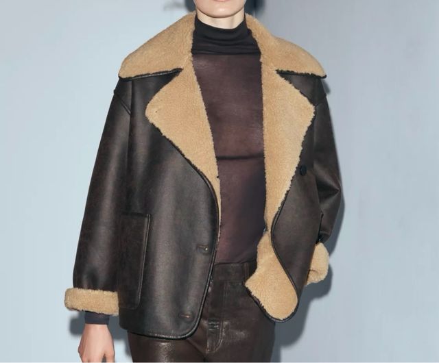 Cazadora de piel con cuello de borreguito