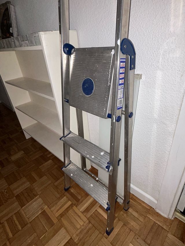 Escalera Carrefour 3 peldaños aluminio