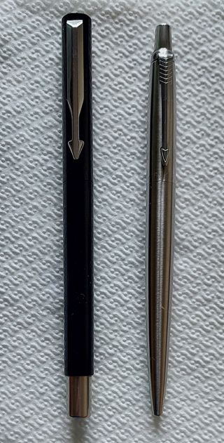 Due Penne Parker Vintage Vector e Jotter