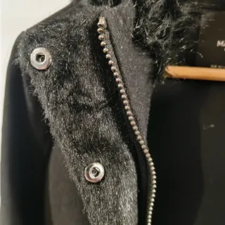 Abrigo Lana Mango Negro Mujer