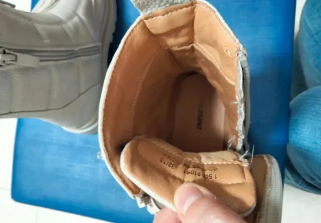 Botines niña beige/blanco.