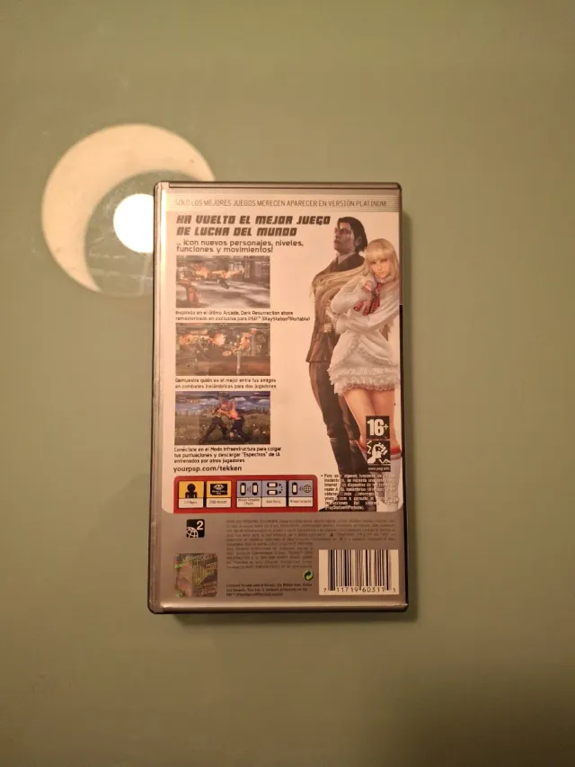 Caja Tekken Dark Resurrection PSP