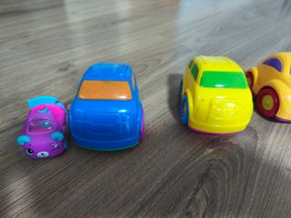 6 passeggini giocattolo