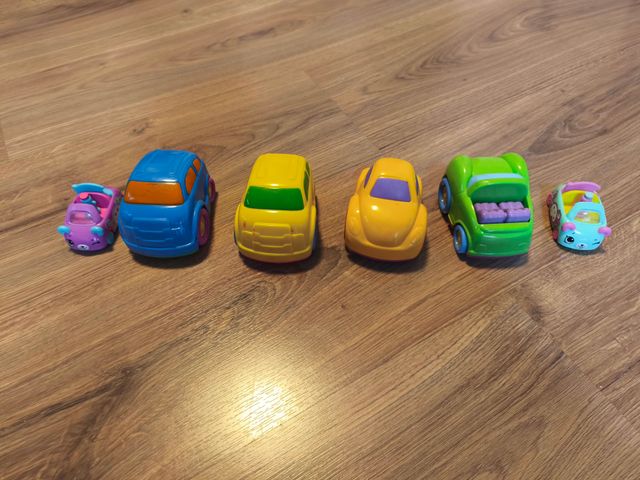6 cochecitos de juguete