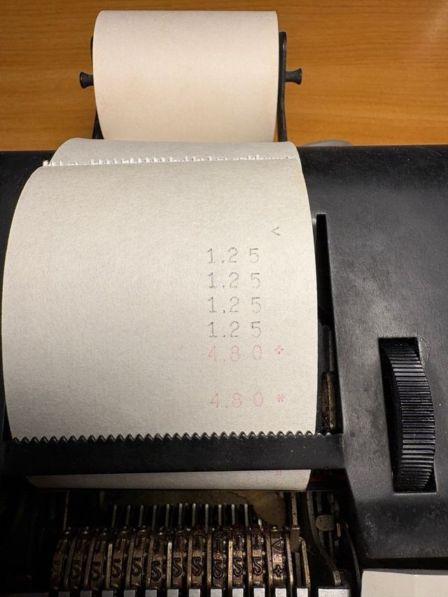 Calculadora Olivetti antigua