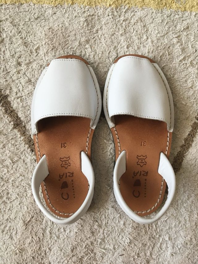 sandalias Avarcas blancas RIA T31