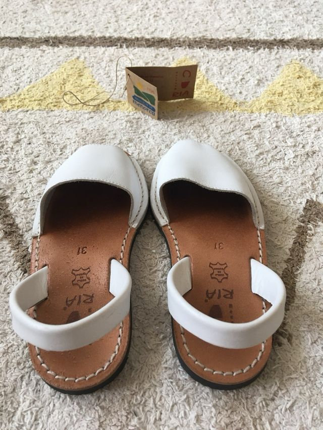 sandalias Avarcas blancas RIA T31