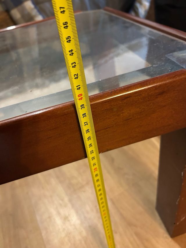 Mesa baja de salón cristal y madera