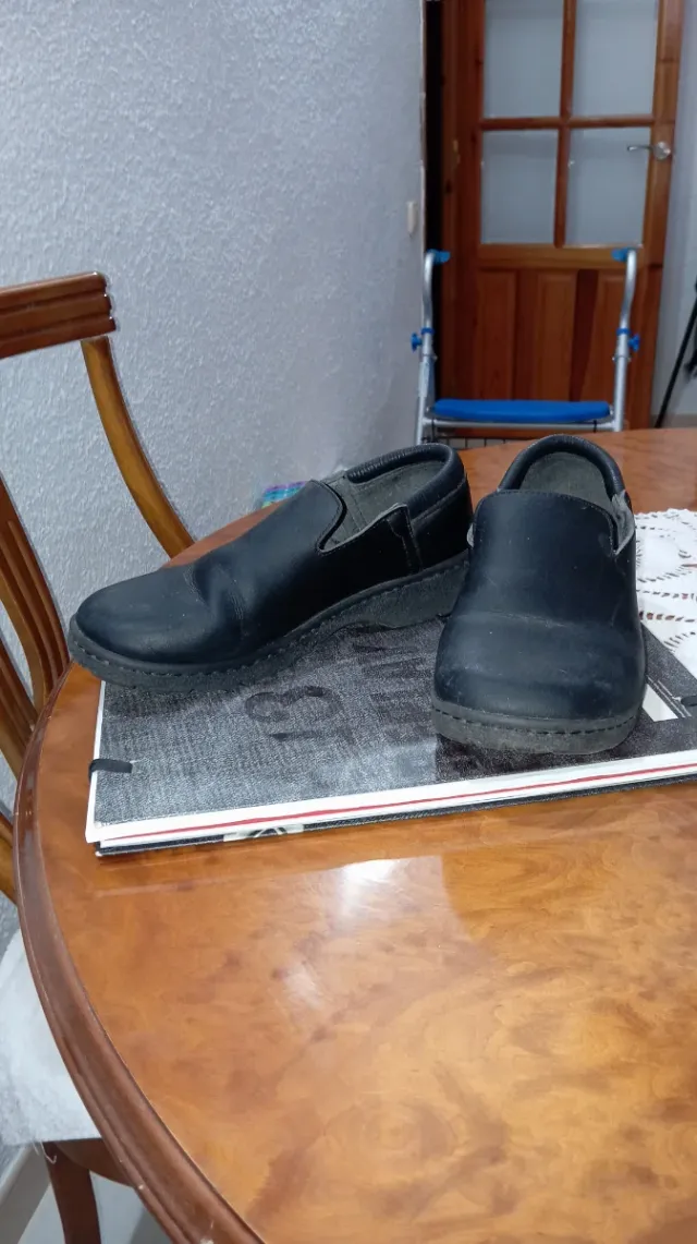 Zapatos de trabajo antideslizantes negros