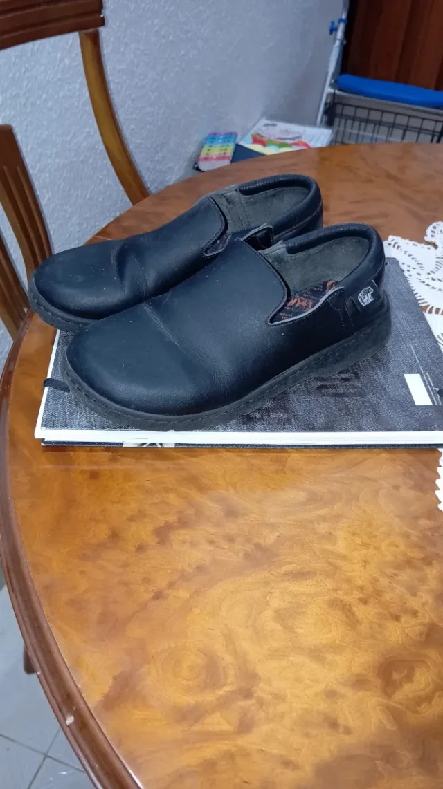 Zapatos de trabajo antideslizantes negros