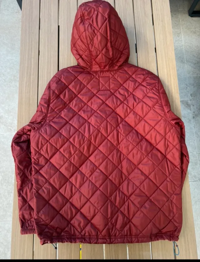 Abrigo Columbia acolchado con capucha