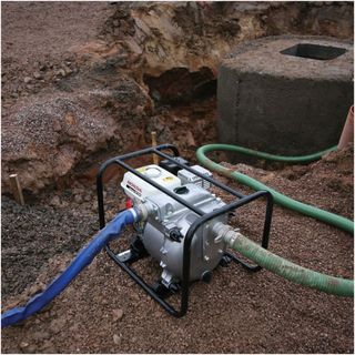 Alquiler moto bomba achique aguas sucias