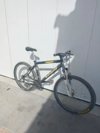 Bicicleta Montaña Da Bomb Negra