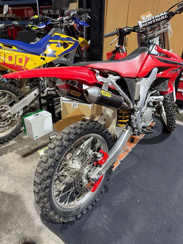 Honda CRF 250R Motocross