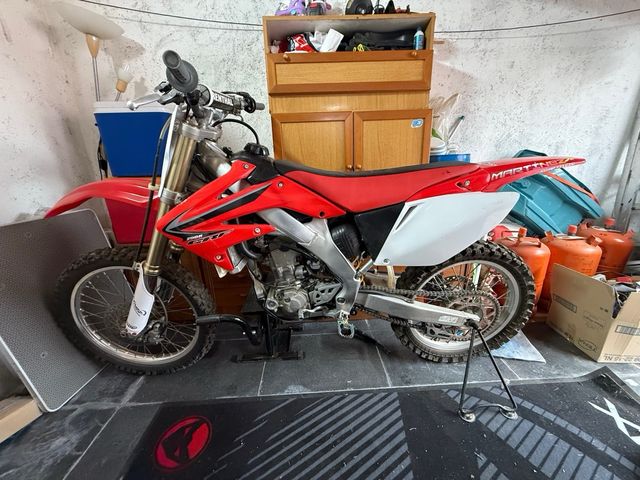 Honda CRF 250R Motocross
