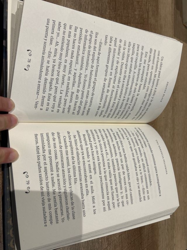 Una herencia peligrosa / A Dangerous Legacy (AM...