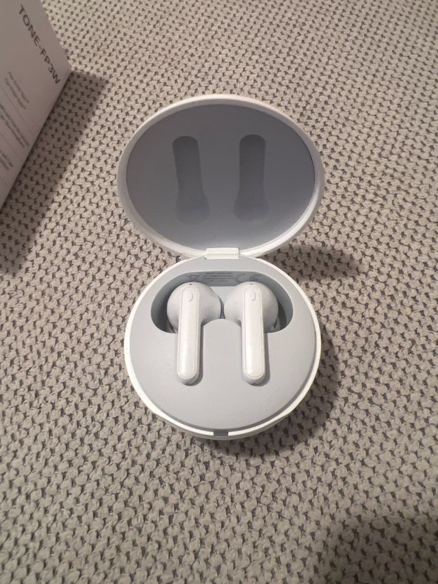 Auriculares LG Tone Free Blancos