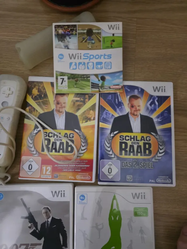 Lote Wii: Mandos , Juegos , dvd monedas sellos etc