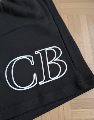 Pantalón corto negro CB