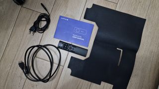 Proyector + Pantalla + Soporte