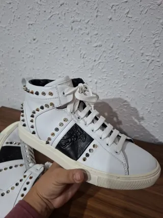 Zapatillas Versace Botín Blancas y Negras