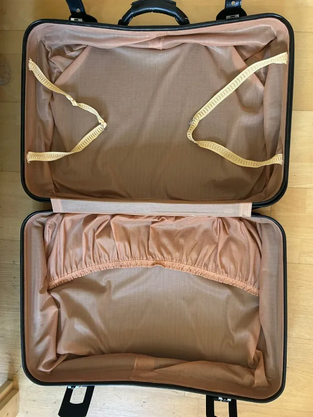 Maleta Vintage Cuero Negro