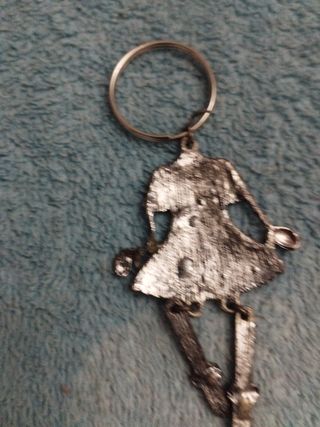 Llavero figura de muñeca