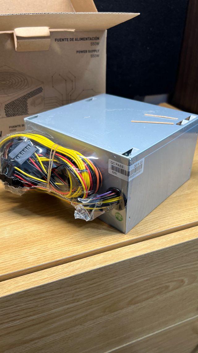 Fuente Alimentación PC 550W ZONE EVIL