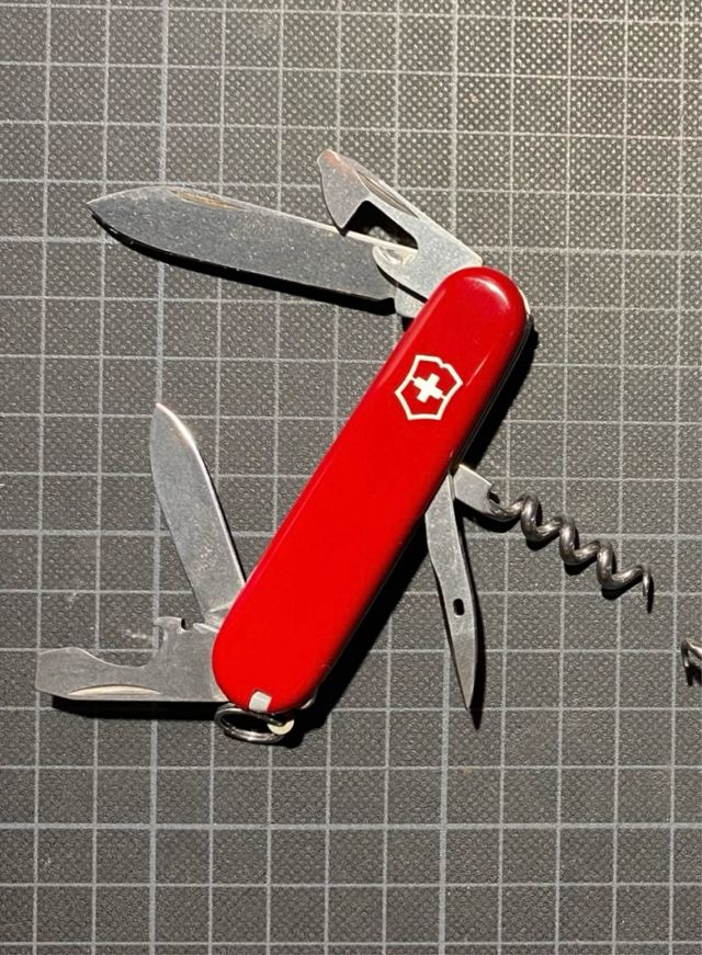 Victorinox Tourist 84mm