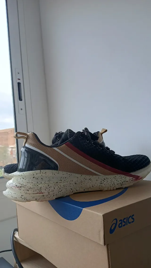 Zapatillas Bikkembergs Talla 44 Negras y Doradas