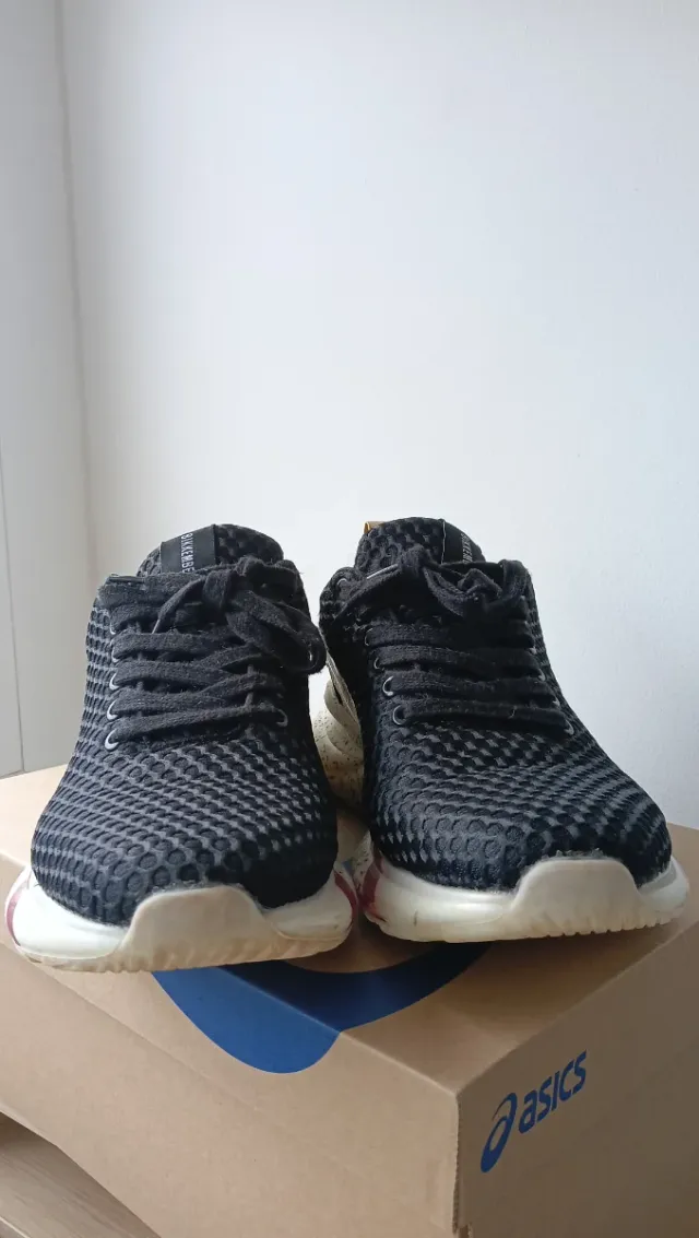 Zapatillas Bikkembergs Talla 44 Negras y Doradas