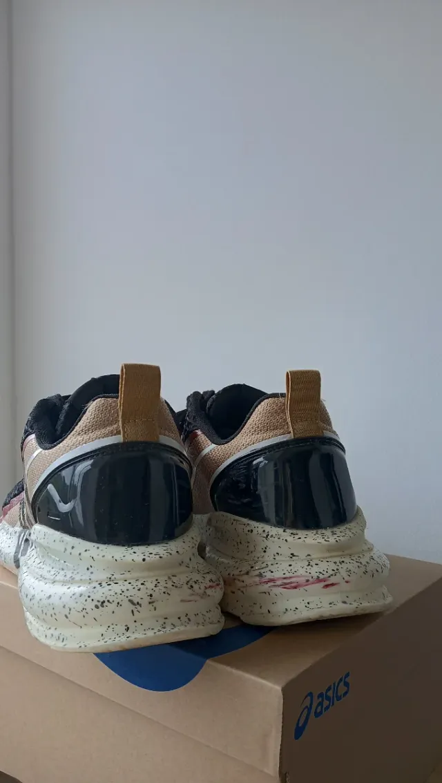 Zapatillas Bikkembergs Talla 44 Negras y Doradas