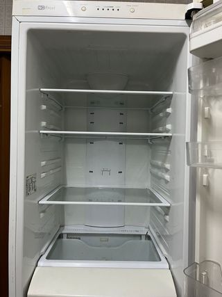 Pack Nevera Samsung No Frost y horno de cocina