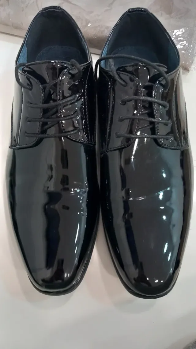 Zapatos de charol negros