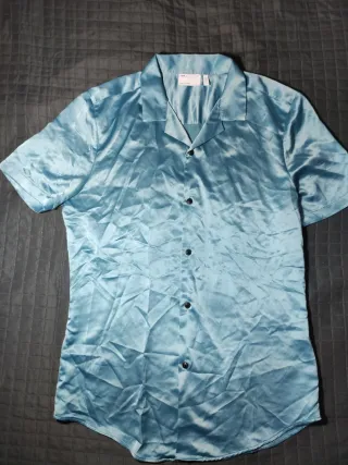 Camisa Azul de Satén Brillante ASOS Design