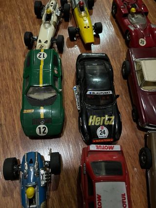 Coches Scalextric y accesorios