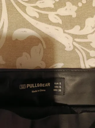 Falda pantalón efecto piel