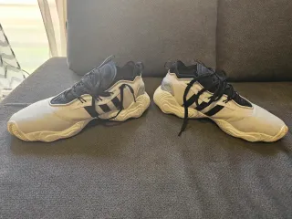 Adidas Trae Young 3 White Black 43 1/3