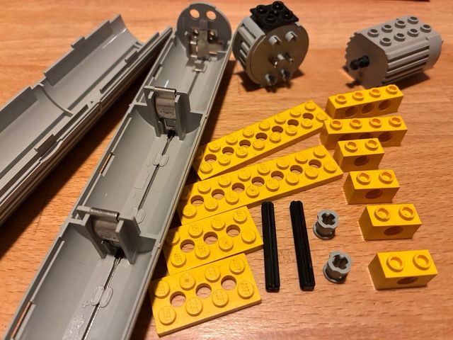 LEGO Technic 8700, 854, 8040