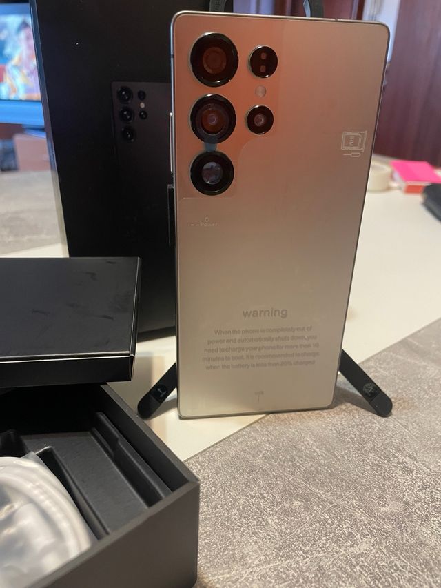 Smartphone S25 Ultra Plata 12 de RAM y 512 GB