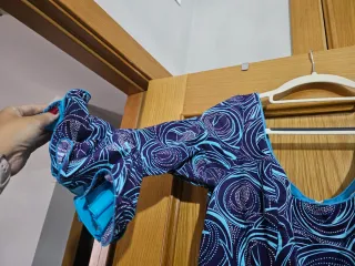 Traje de flamenca azul y morado