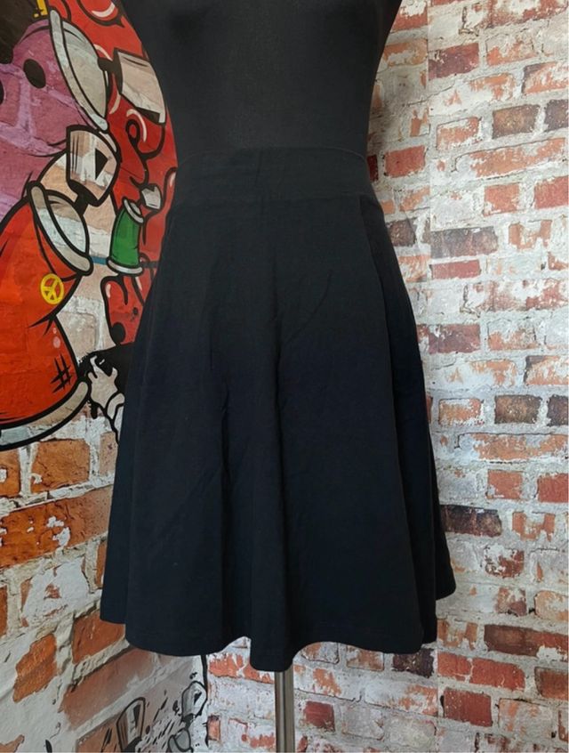 Falda plisada negra de Shana - Talla M